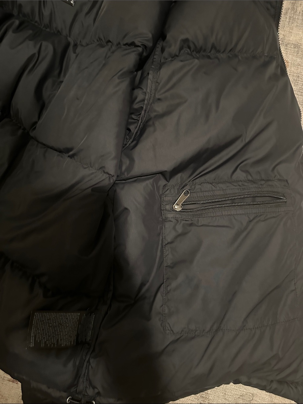 The North Face Bomber Black Down Puffer Jacket with Hood 700 fill - Picture 9 of 10